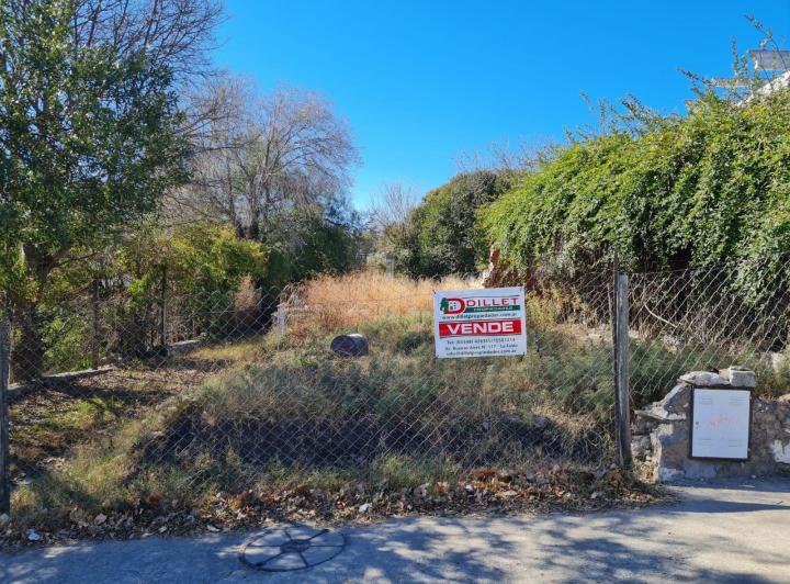 Terreno · 408m²