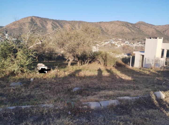 Terreno · 702m²