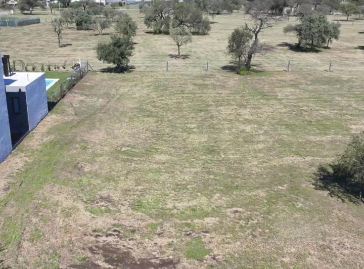 Terreno · 600m²
