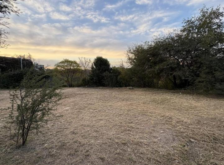 Terreno · 800m²