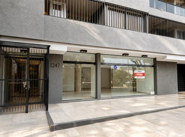 Local comercial · 76m² · 3 Ambientes