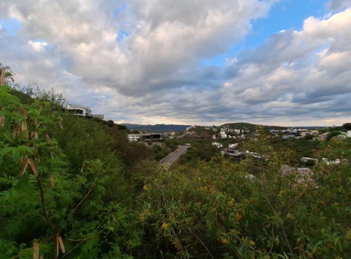 Terreno · 1242m²