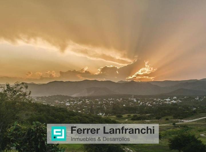 Terreno · 1800m²