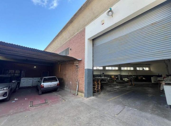 Bodega-Galpón · 558m²