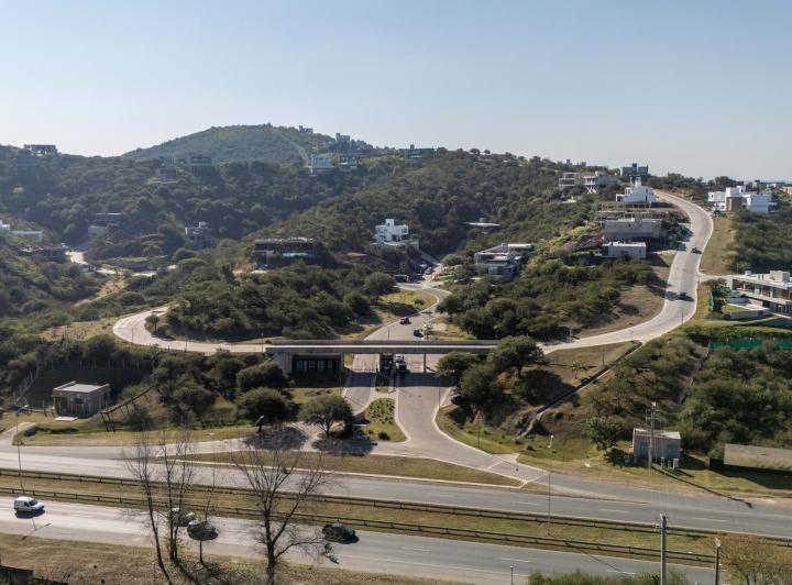 Terreno · 1265m²