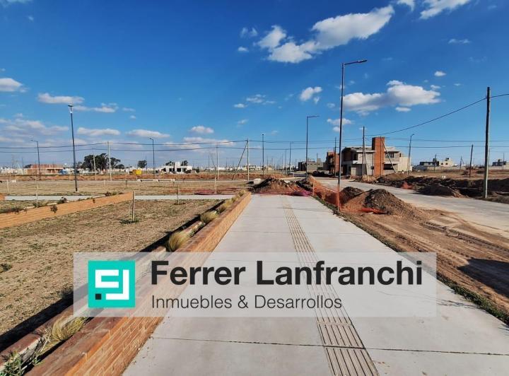 Terreno · 387m²
