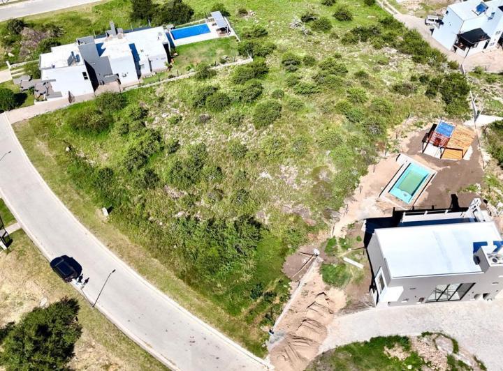 Terreno · 1287m²