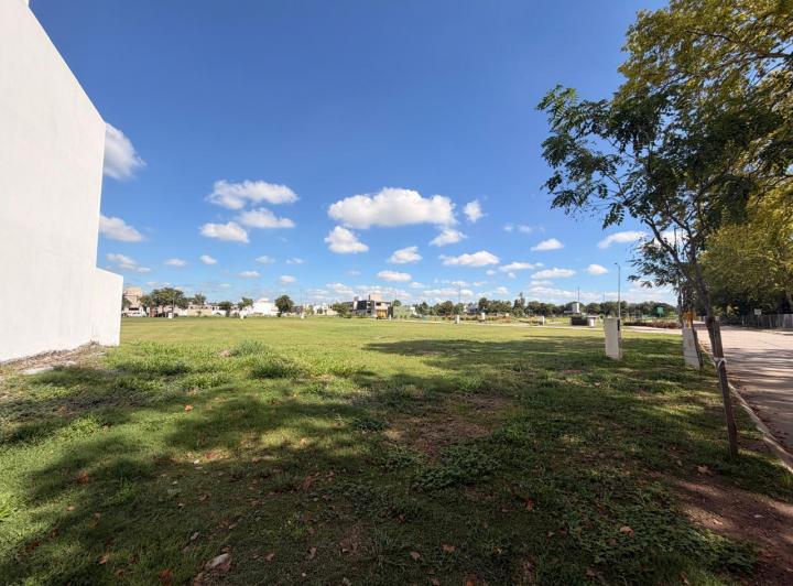 Terreno · 360m²