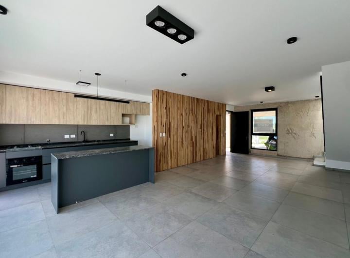 PH · 170m² · 4 Ambientes · 2 Cocheras