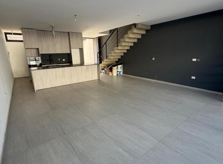 PH · 155m² · 4 Ambientes · 2 Cocheras