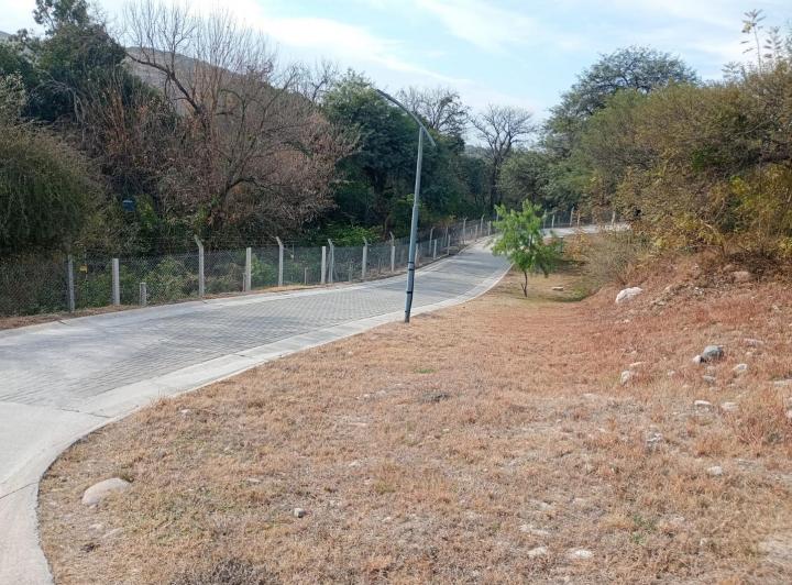 Terreno · 454m²