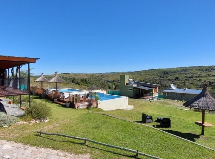 Hotel · 366m² · 14 Ambientes