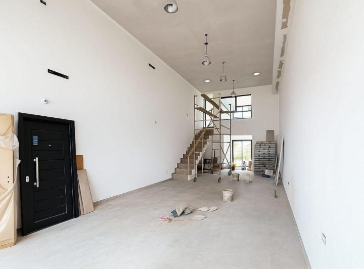 Local comercial · 79m² · 4 Ambientes · 2 Cocheras