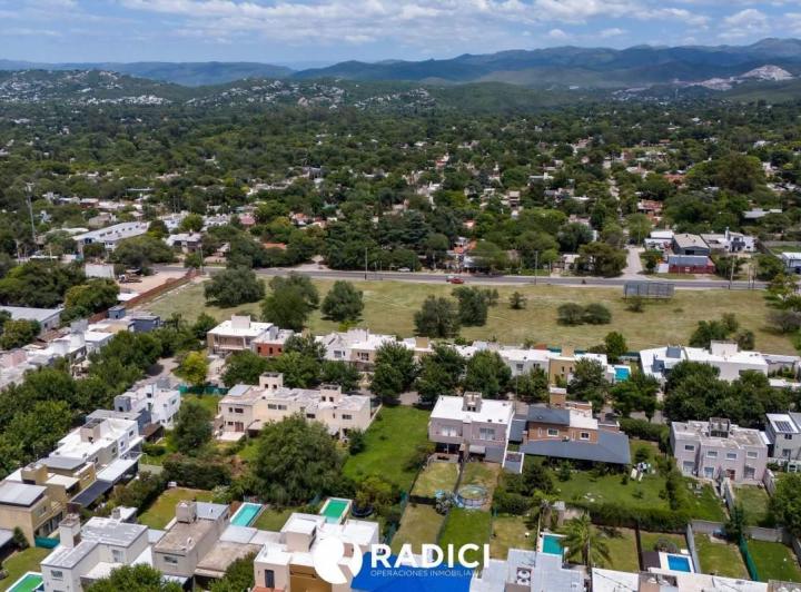 Terreno · 486m² · 1 Ambiente