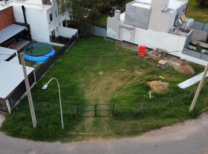Terreno · 420m²