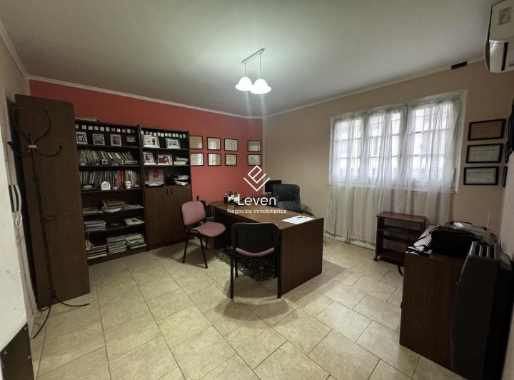 Oficina comercial · 110m² · 6 Ambientes