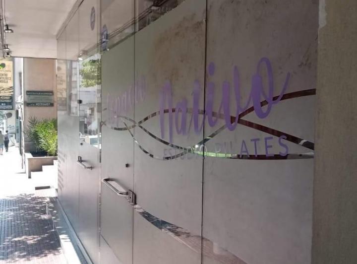 Local comercial · 120m² · 8 Ambientes
