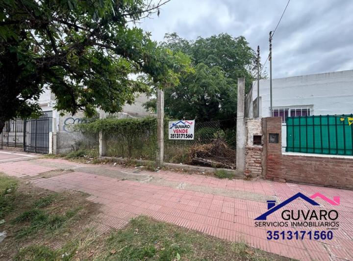 Terreno · 421m²