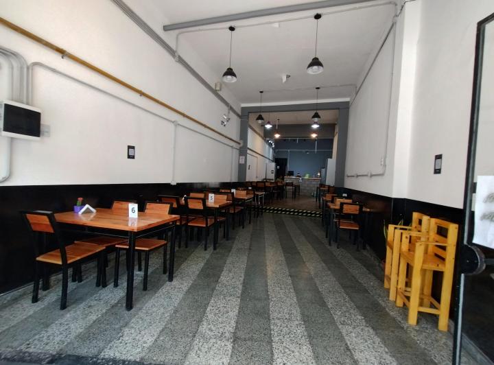 Local comercial · 231m² · 4 Ambientes