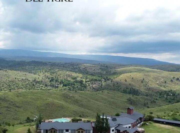 Terreno · 2500m²