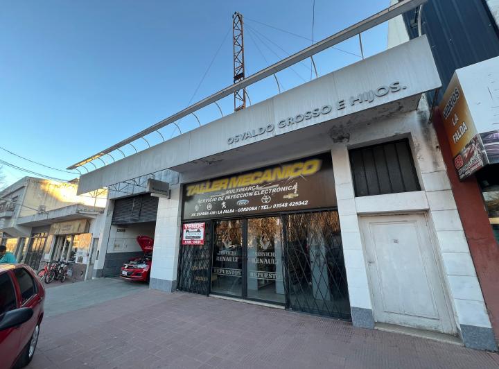 Bodega-Galpón · 352m² · 4 Ambientes