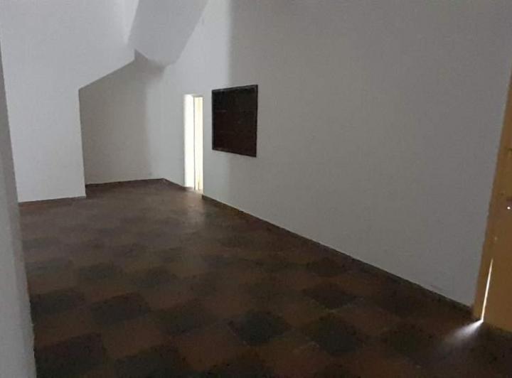 Local comercial · 210m² · 2 Ambientes
