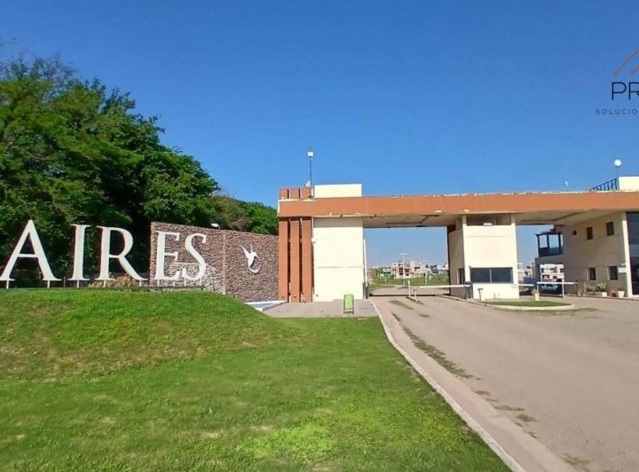 Terreno · 451m²
