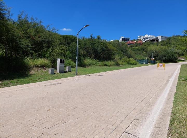 Terreno · 1185m²