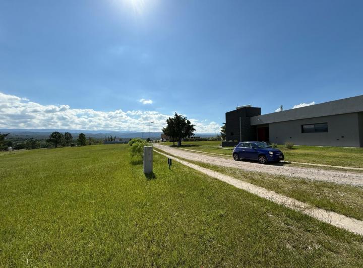 Terreno · 1713m²