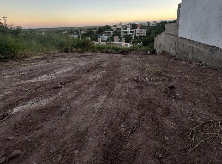 Terreno · 597m²
