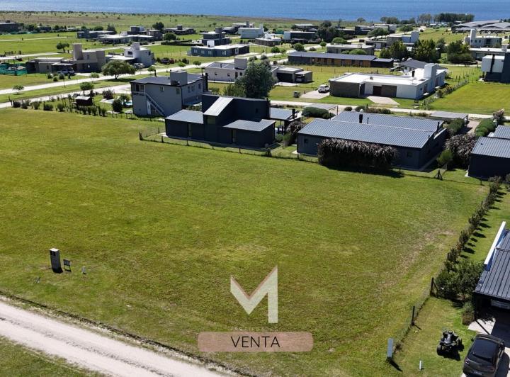 Terreno · 1100m²