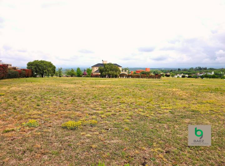 Terreno · 1256m²
