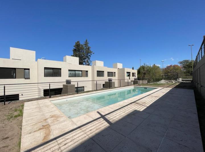 PH · 176m² · 3 Ambientes · 2 Cocheras