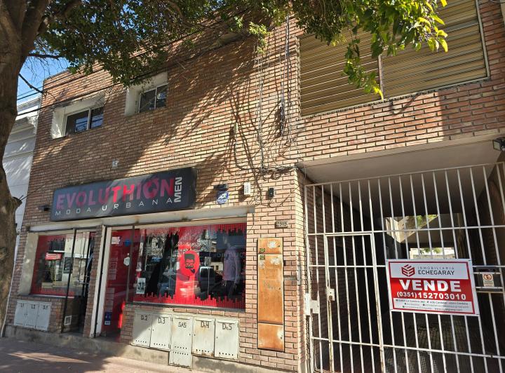 Edificio · 494m² · 9 Dormitorios · 5 Cocheras