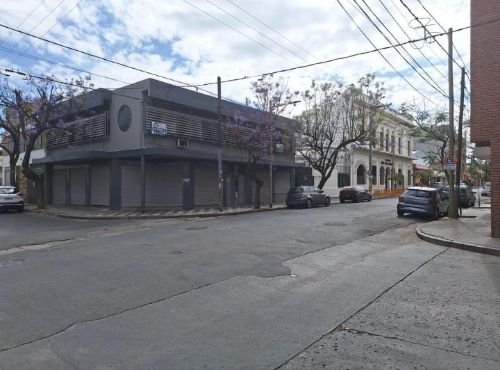 Local comercial · 442m² · 7 Ambientes