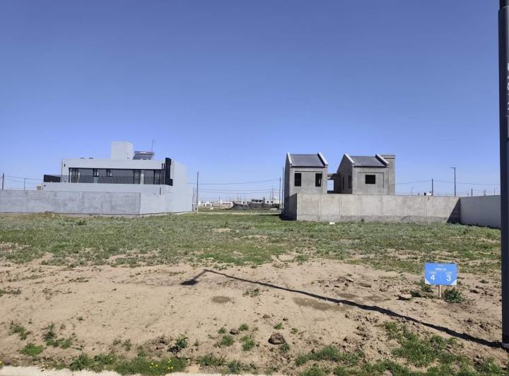 Terreno · 350m²