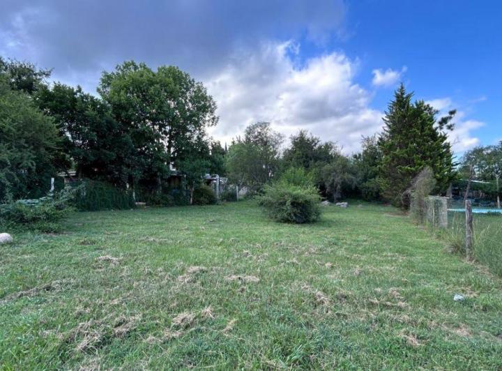 Terreno · 702m²
