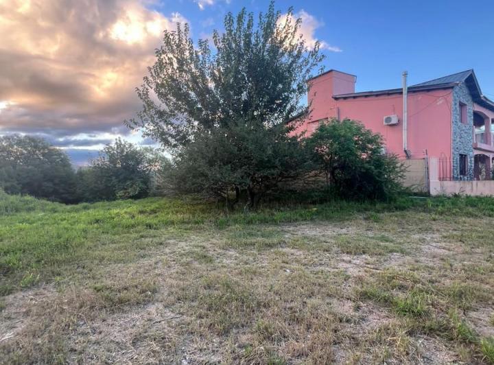 Terreno · 788m²