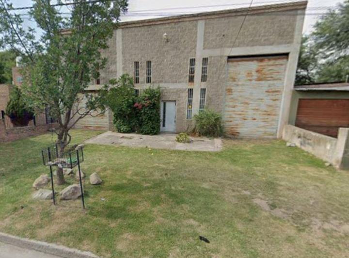 Local comercial · 215m² · 1 Ambiente