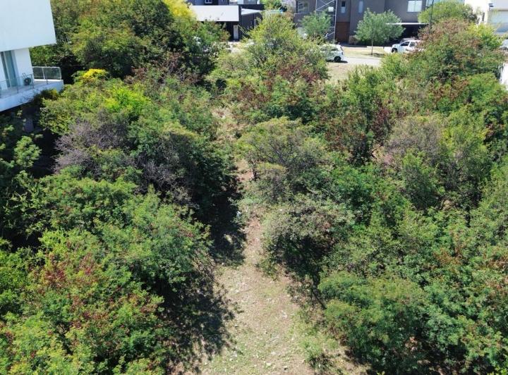 Terreno · 1336m²