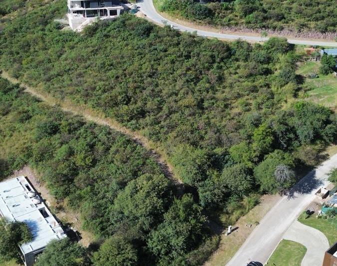 Terreno · 1175m²