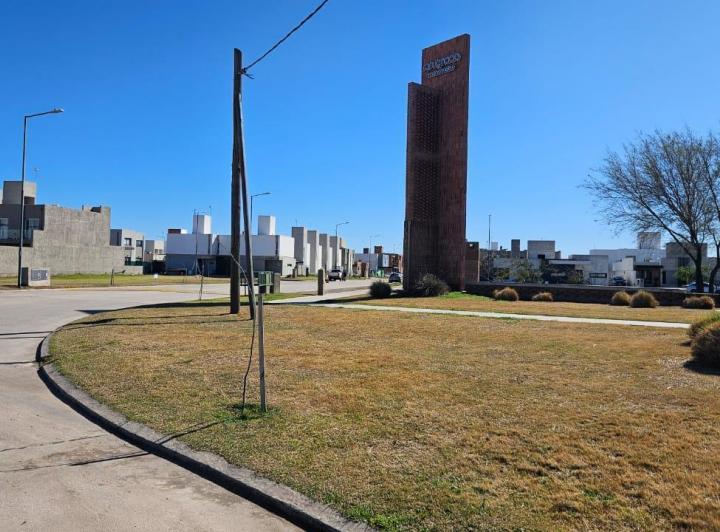 Terreno · 360m²