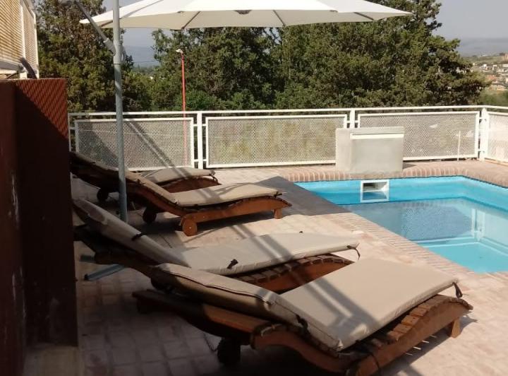 Quinta vacacional · 438m² · 10 Ambientes · 4 Cocheras
