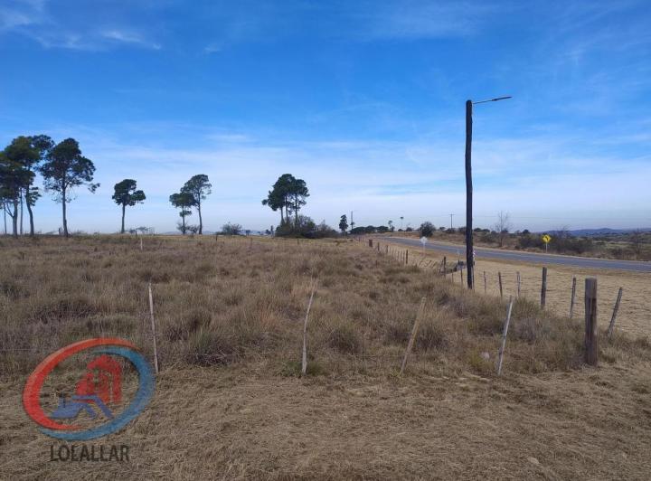 Terreno · 1075m²