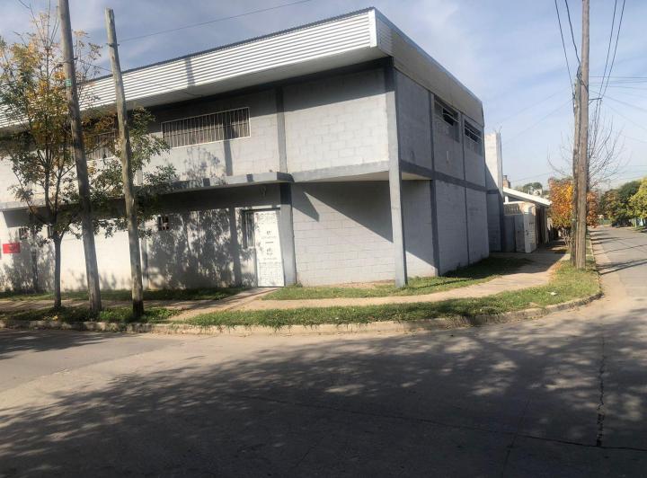 Bodega-Galpón · 600m² · 3 Ambientes