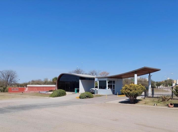 Terreno · 700m²