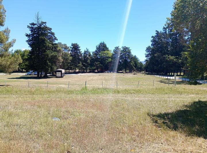 Campo · 300m² · 6 Dormitorios · 10 Cocheras