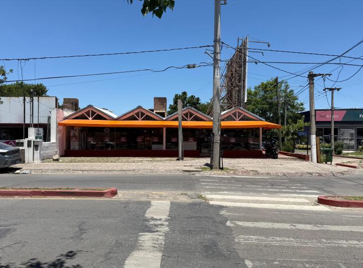 Local comercial · 250m²