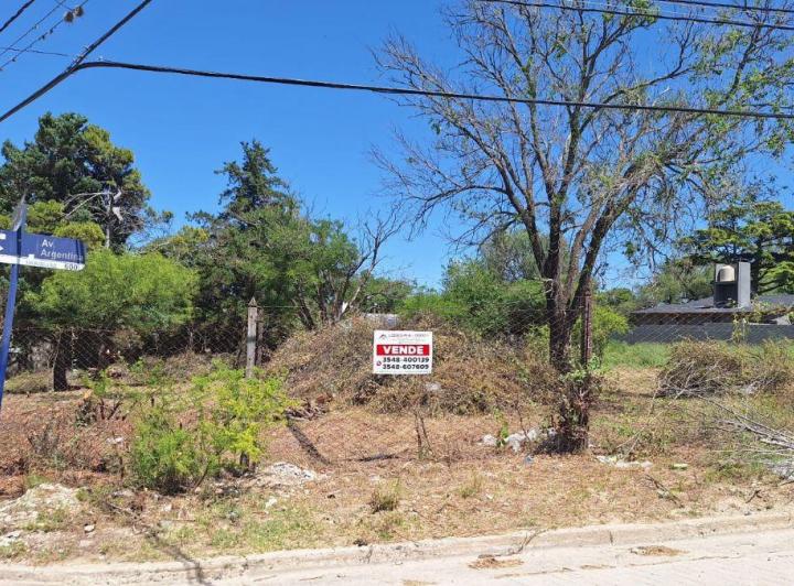 Terreno · 1220m²