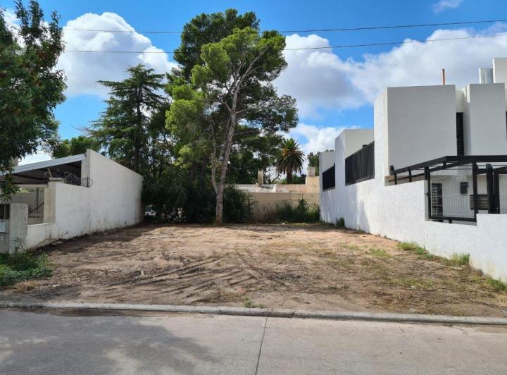 Terreno · 360m²
